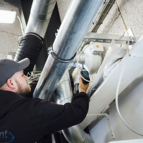 Hos A2Vent tilbyder vi fuldkommen service og opsætning af ventilationsanlæg på hele Sjælland